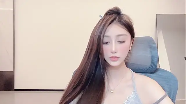 Melody-11 online show from March 2026 06:37:02 PM