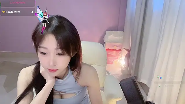 ai-ai-mi online show from December 2025 03:05:02 AM