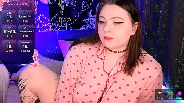 Snapshot of Marshmallowbeauty chatting on October 2025 09:05:01 PM Marshmallowbeauty online show from October 2025 09:05:01 PM