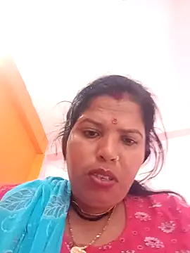 Hott locky online show from November 2025 10:30:02 AM