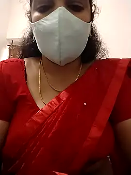 Snapshot of hottamil_honey_couples chatting on September 2025 08:41:01 AM hottamil honey couples online show from September 2025 08:41:01 AM