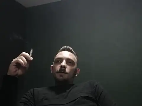 Snapshot of guesswhatbitch chatting on October 2025 06:31:01 PM guesswhatbitch online show from October 2025 06:31:01 PM