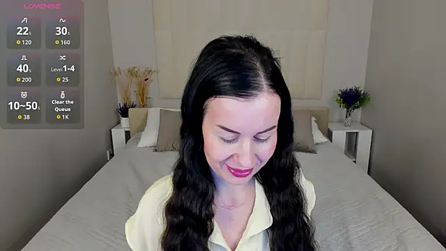 Stella Leon online show from October 2025 01:07:02 AM