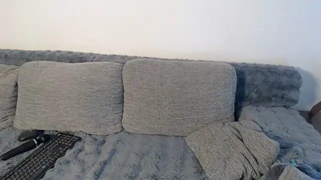 FireFoxy80 online show from April 2026 04:25:01 PM