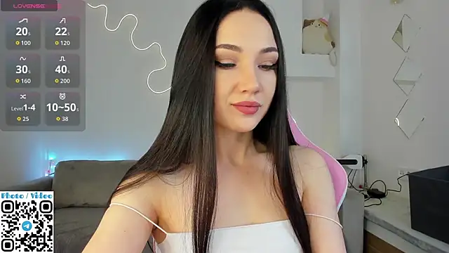 Helen Spark online show from October 2025 01:49:01 AM