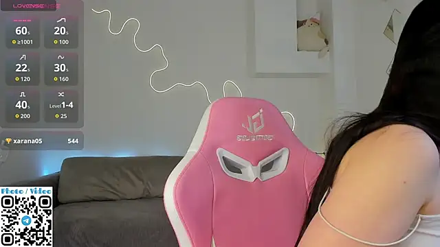 Helen Spark online show from November 2025 02:10:01 AM