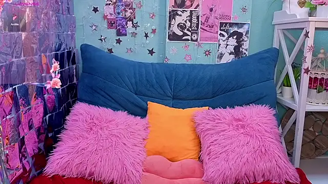 VivienneRo online show from April 2026 04:52:01 AM