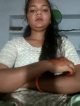 Hot Shredha online show from October 2025 04:21:02 PM