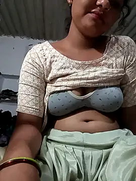 Hot Shredha online show from October 2025 05:35:01 PM