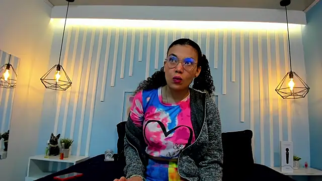 SweetStarr  online show from October 2025 12:15:01 PM