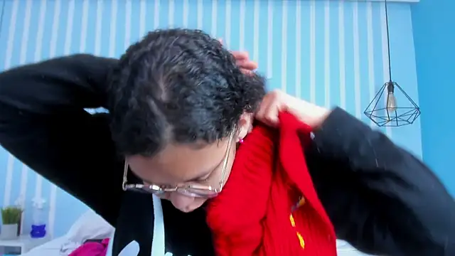 SweetStarr  online show from October 2025 12:50:01 PM