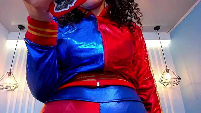 SweetStarr  online show from October 2025 12:24:01 PM