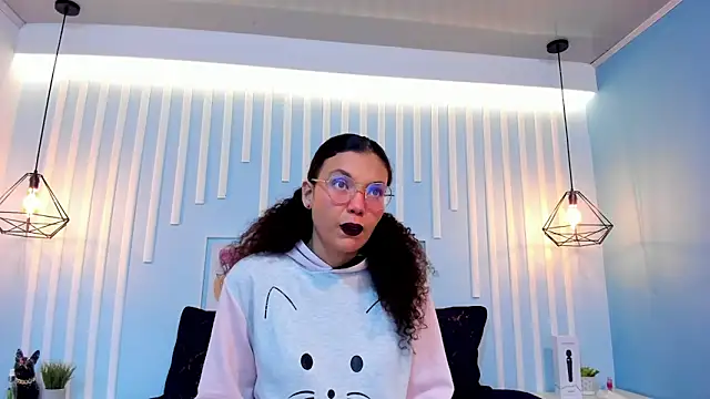 SweetStarr  online show from October 2025 12:15:02 PM