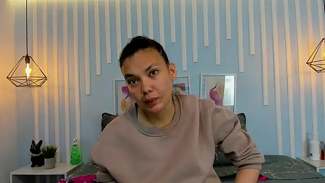 SweetStarr  online show from October 2025 12:35:01 PM