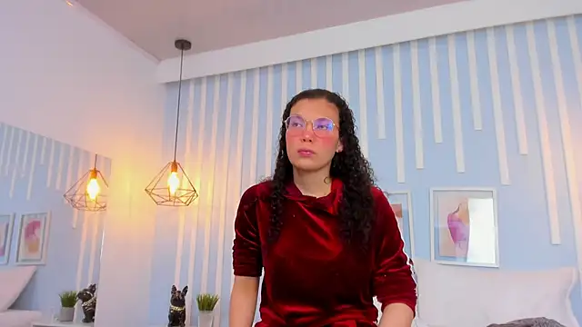 SweetStarr  online show from October 2025 01:46:02 PM