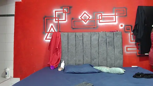 ebony hard sex online show from October 2025 01:32:01 PM