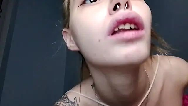 lesyawhite online show from November 2025 12:20:01 PM