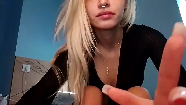 lesyawhite online show from October 2025 05:19:02 AM