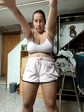 Snapshot of bichota85 chatting on October 2025 05:50:02 PM bichota85 online show from October 2025 05:50:02 PM