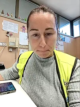 Snapshot of bichota85 chatting on November 2025 11:24:01 AM bichota85 online show from November 2025 11:24:01 AM