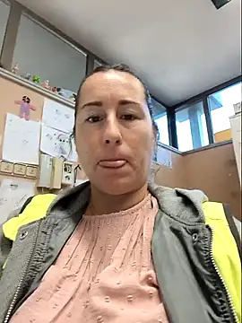 Snapshot of bichota85 chatting on October 2025 11:19:01 AM bichota85 online show from October 2025 11:19:01 AM