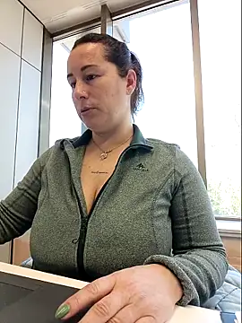 bichota85 online show from March 2026 10:26:02 AM