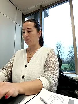 bichota85 online show from December 2025 09:20:01 AM