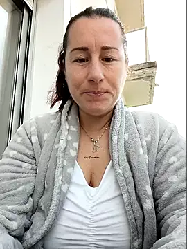 bichota85 online show from February 2026 10:43:01 AM