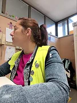 Snapshot of bichota85 chatting on October 2025 10:25:02 AM bichota85 online show from October 2025 10:25:02 AM