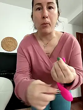 bichota85 online show from March 2026 10:49:01 AM