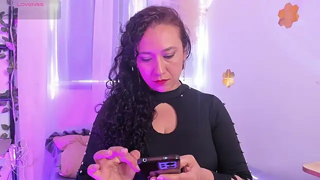 sharlot montalvo  online show from January 2026 07:54:02 PM