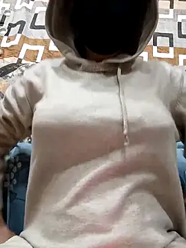 Snapshot of Sophia_James_ chatting on December 2025 06:12:01 PM Sophia James online show from December 2025 06:12:01 PM