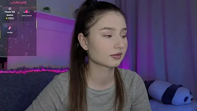  Lua   online show from February 2026 11:28:02 PM