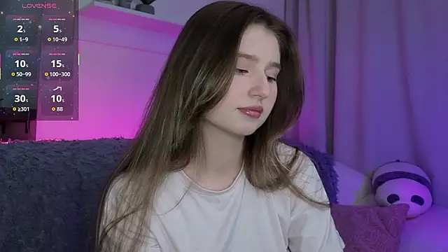  Lua   online show from March 2026 06:17:02 PM