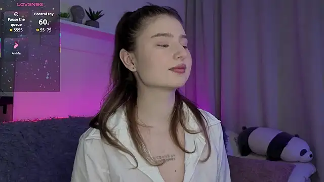  Lua   online show from March 2026 10:02:02 PM