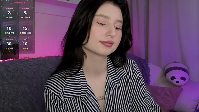  Lua   online show from April 2026 03:02:01 AM