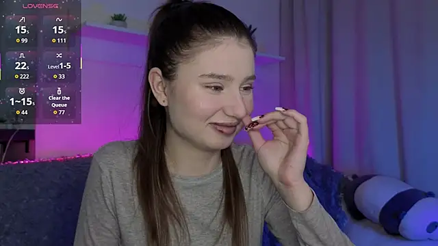  Lua   online show from February 2026 11:02:01 PM