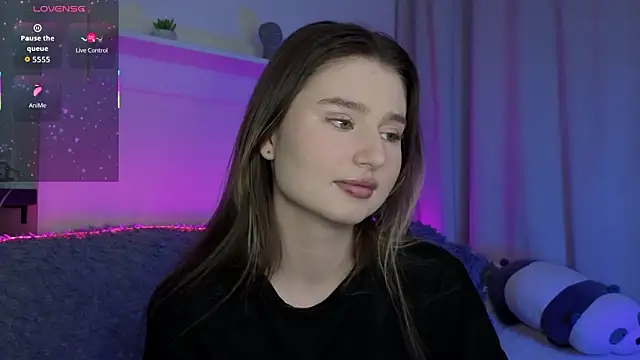  Lua   online show from February 2026 10:39:01 PM