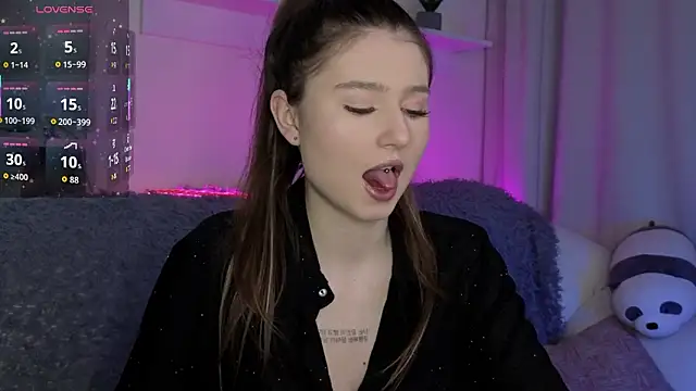  Lua   online show from January 2026 10:08:01 PM