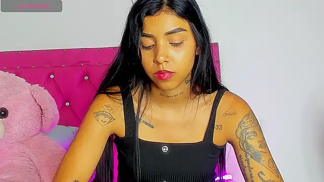 dahiiangomezz online show from March 2026 03:45:02 PM