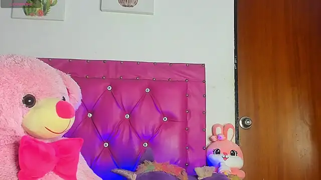 dahiiangomezz online show from October 2025 08:27:02 AM