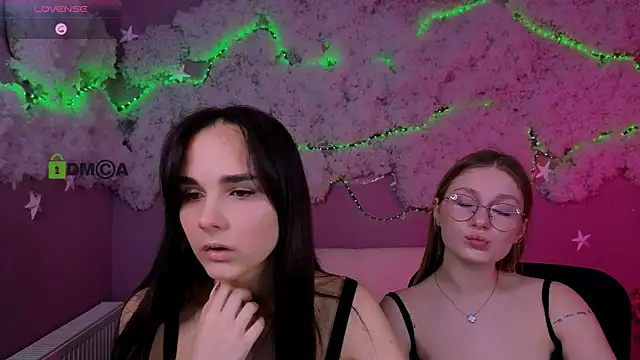 ariana ross7 online show from March 2026 08:15:02 PM