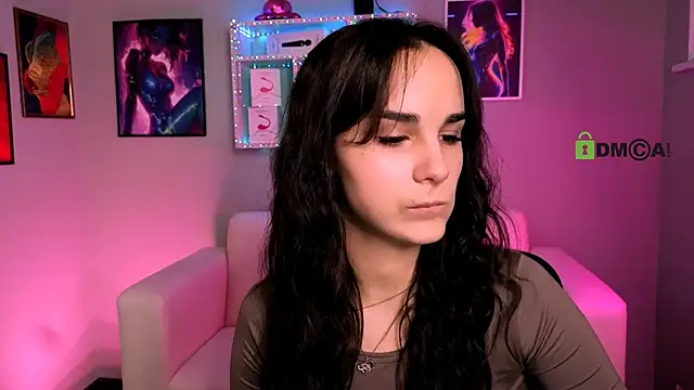 ariana ross7 online show from December 2025 10:17:02 AM