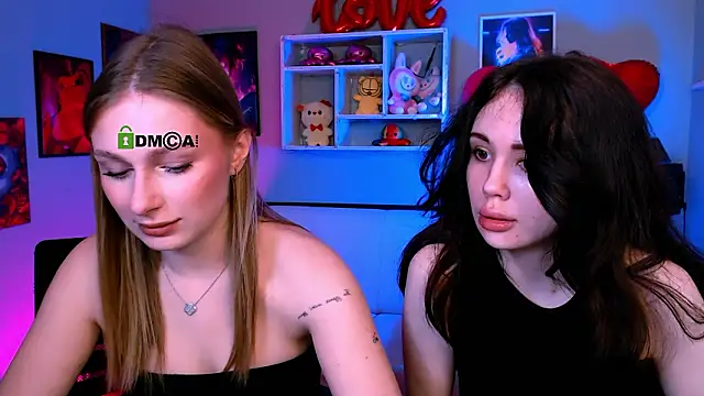 ariana ross7 online show from February 2026 08:20:01 PM