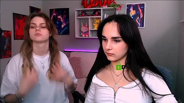 ariana ross7 online show from March 2026 01:03:01 PM