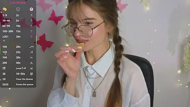 Katyaa Lover online show from October 2025 04:04:01 PM