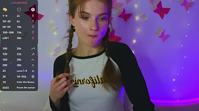 Snapshot of Katyaa_Lover chatting on November 2025 05:06:02 PM Katyaa Lover online show from November 2025 05:06:02 PM