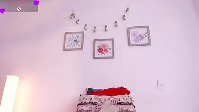 mely rosse  online show from April 2026 01:05:02 PM