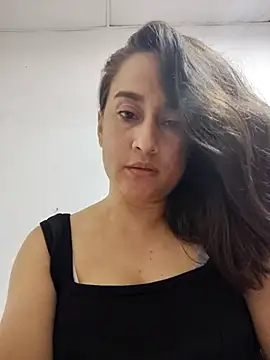 Snapshot of valery506 chatting on November 2025 08:20:01 PM valery506 online show from November 2025 08:20:01 PM