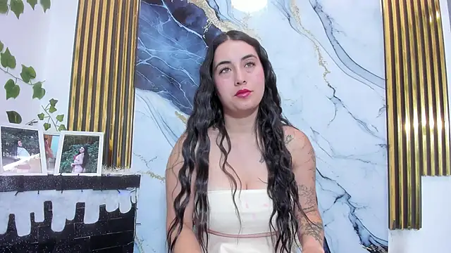 brittanyy20 online show from January 2026 01:07:01 PM